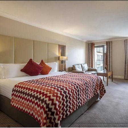 Royal Marine Hotel Дъблин Екстериор снимка