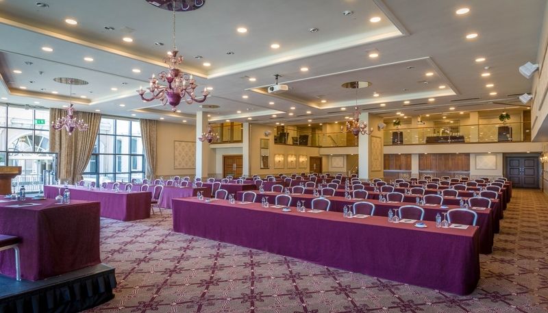 Royal Marine Hotel Дъблин Екстериор снимка